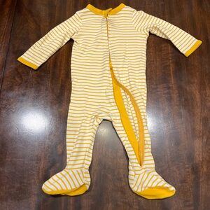 Carter’s Down Zip Sleep & Play (6-9M)